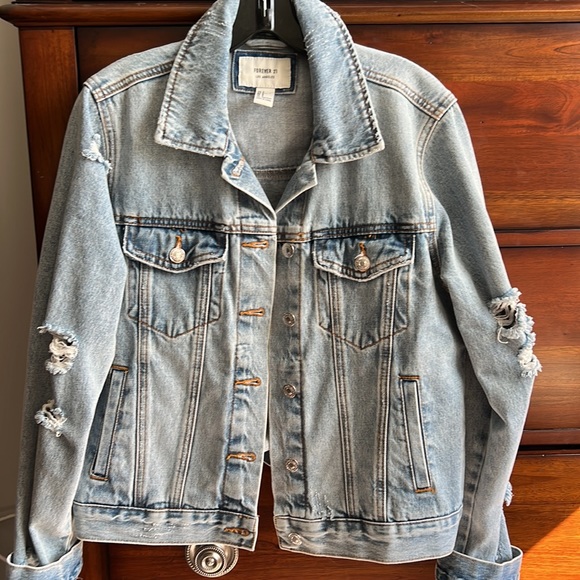 Distressed denim jacket - Picture 4 of 4